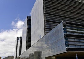 En libertad el condenado que pasó heroína a un acusado delante de los jueces
