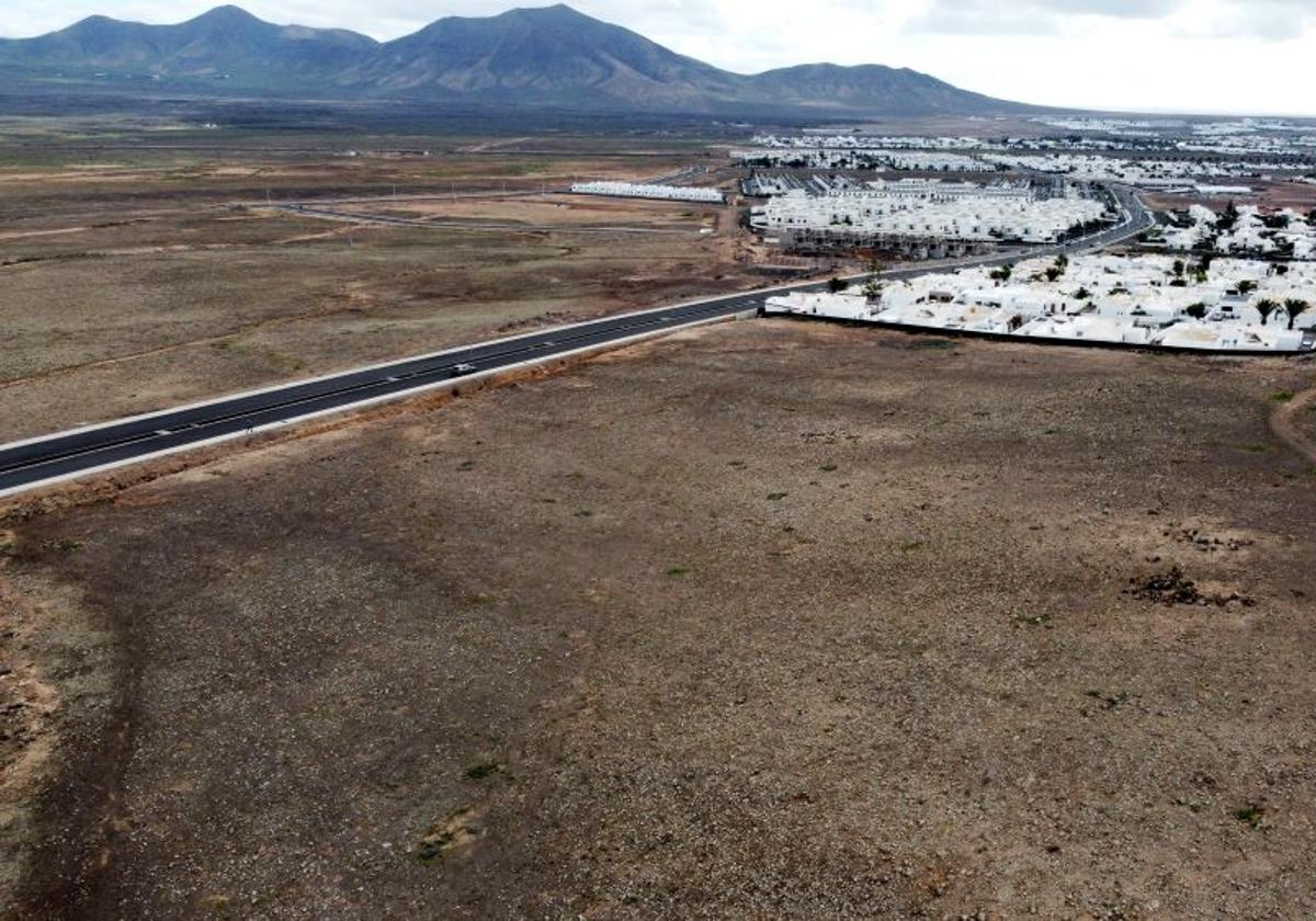 Adjudicado el proyecto de las 126 casas sociales de Playa Blanca