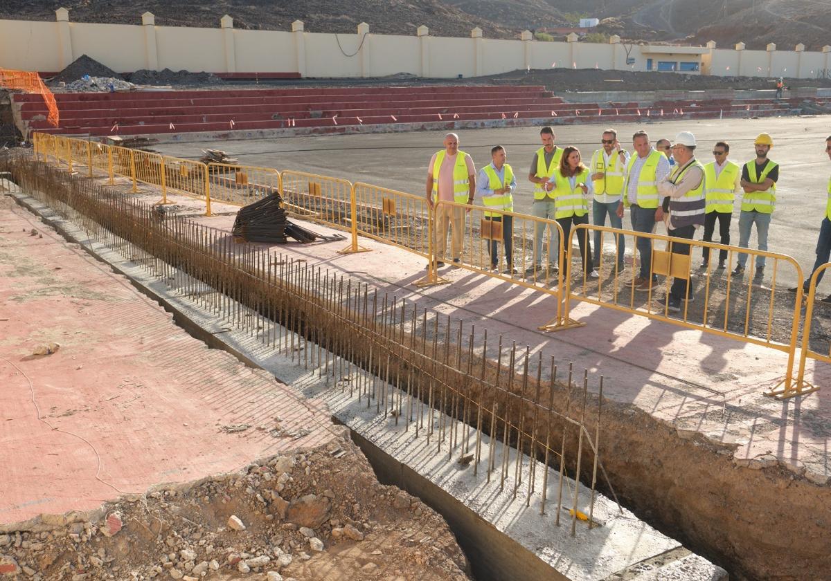 La remodelación del campo de fútbol de La Lajita cuesta 2,5 millones