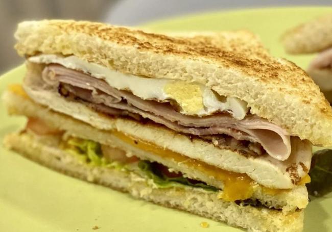Cena del jueves: sándwich club