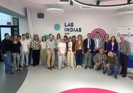 Foto de familia en la presentación del proyecto OceansCare, Redes Capilares para Proteger nuestro Mar.