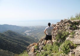 Siete rutas de senderismo para hacer en Málaga antes de que llegue el verano