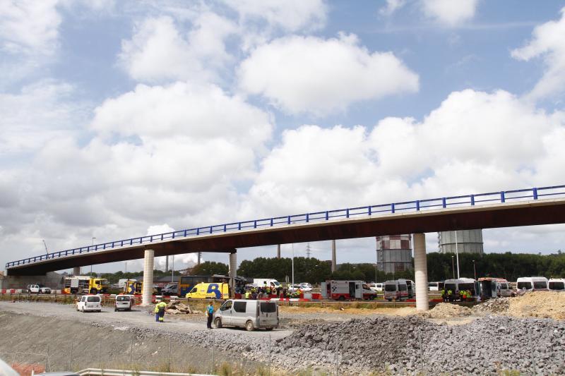 El vehículo impactó contra uno de los pilares de los nuevos accesos al PEPA