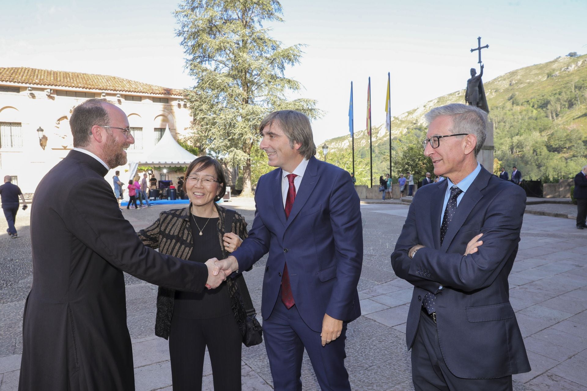 Día de Asturias: Actos religiosos en Covadonga