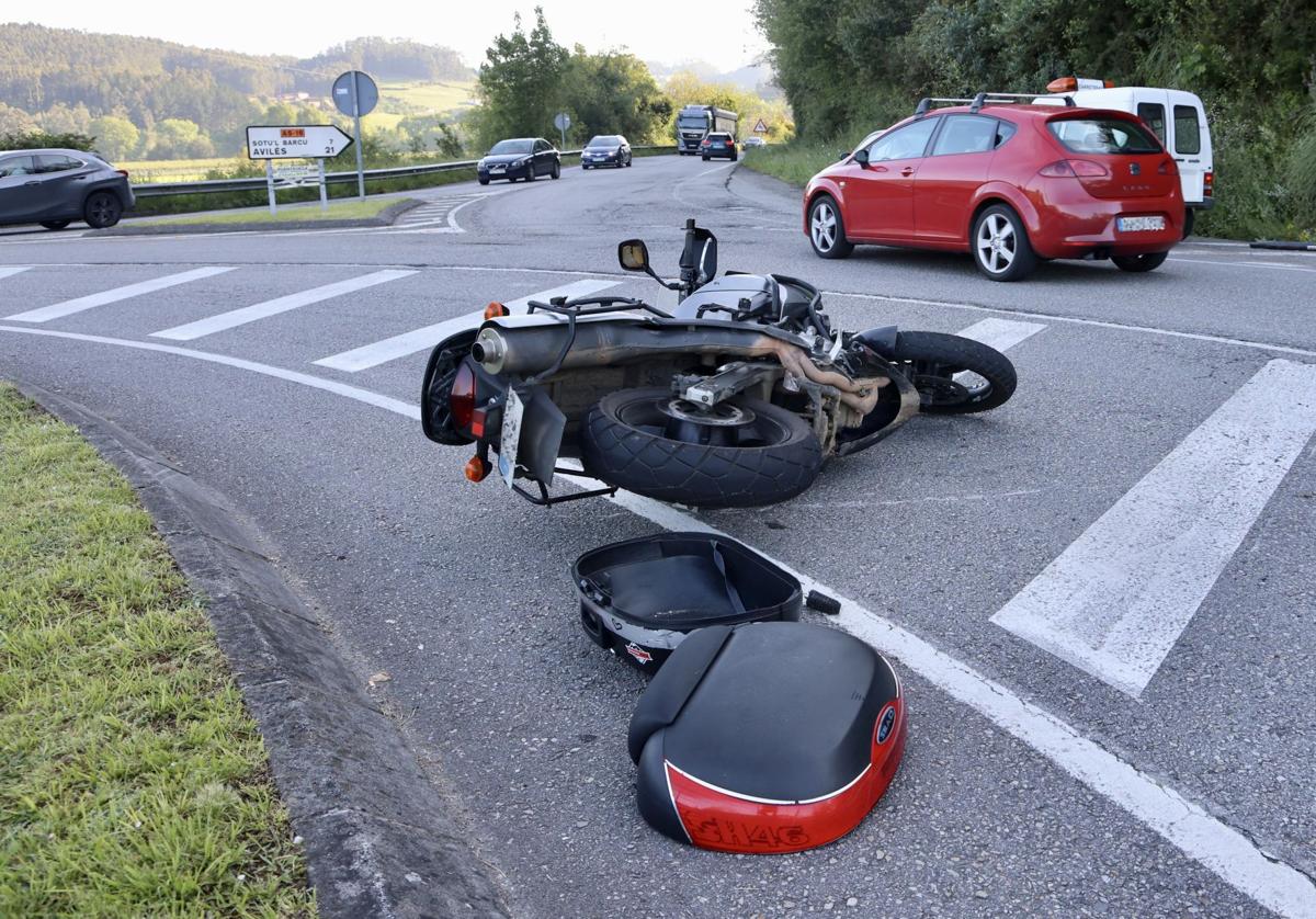 Herido un motorista en una colisión a la entrada de Pravia