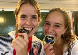 Ibáñez y Martín saborean su medalla de oro.