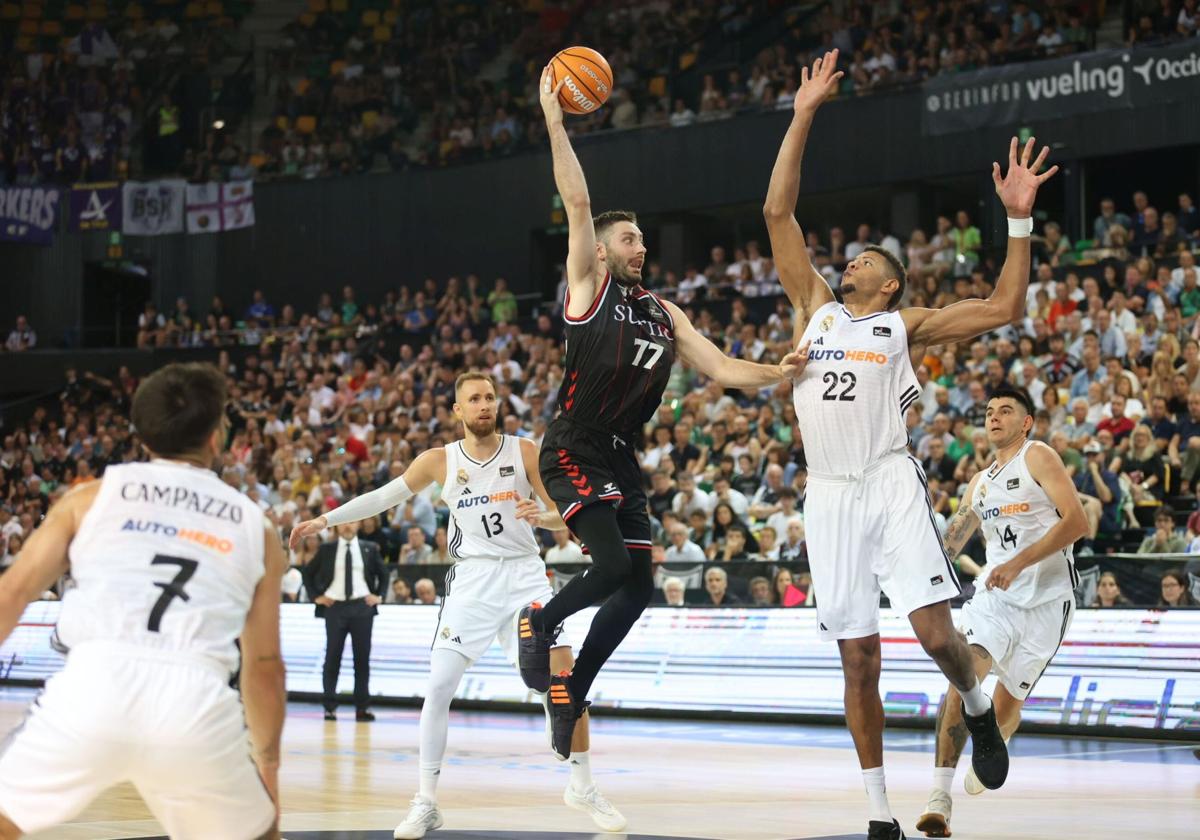 Cazar al Joventut para alimentarse