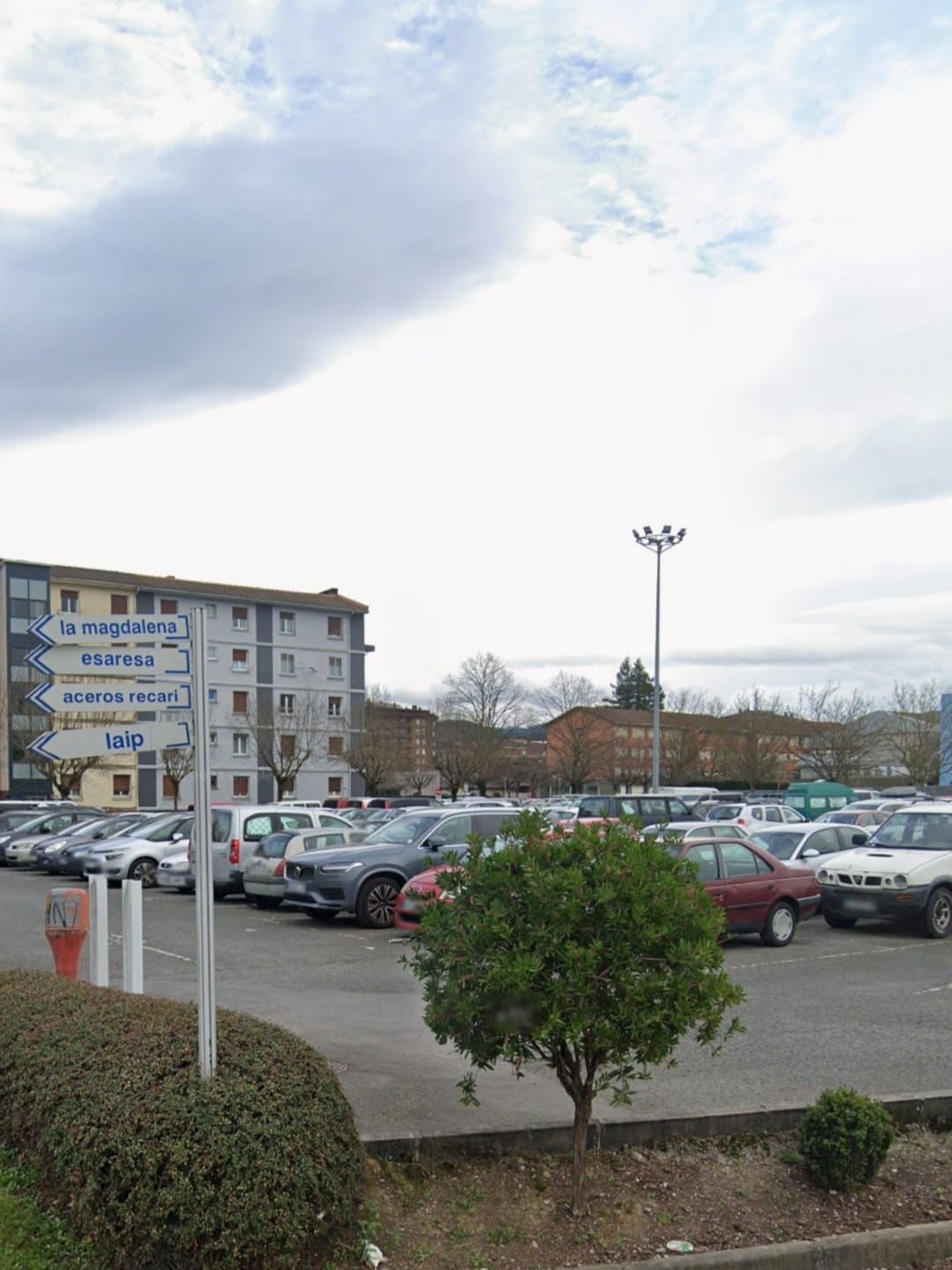 El PNV de Abadiño propone construir un parking vertical en Traña-Matiena