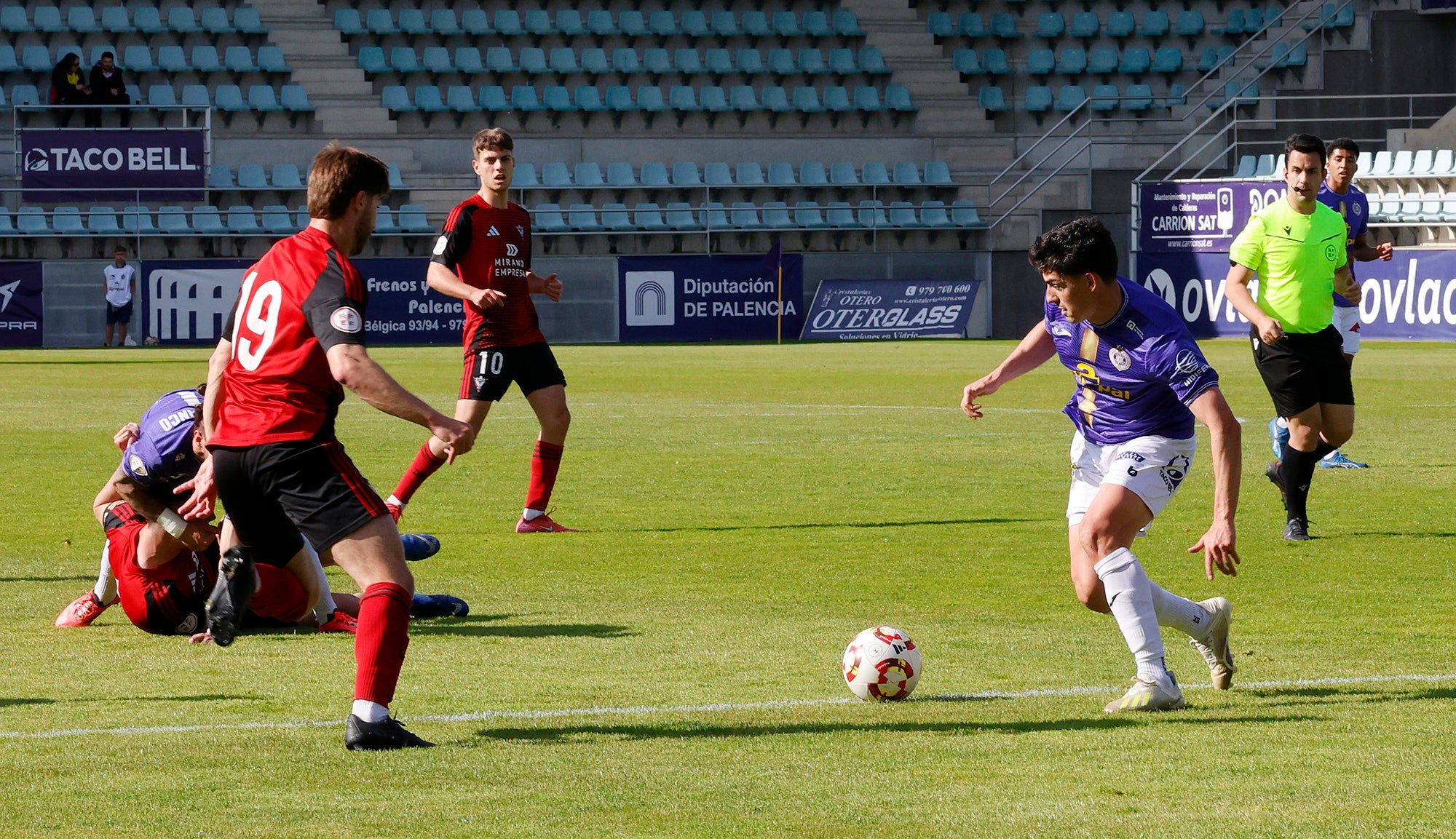 El Palencia Cristo no tuvo suerte ante el Mirandés B