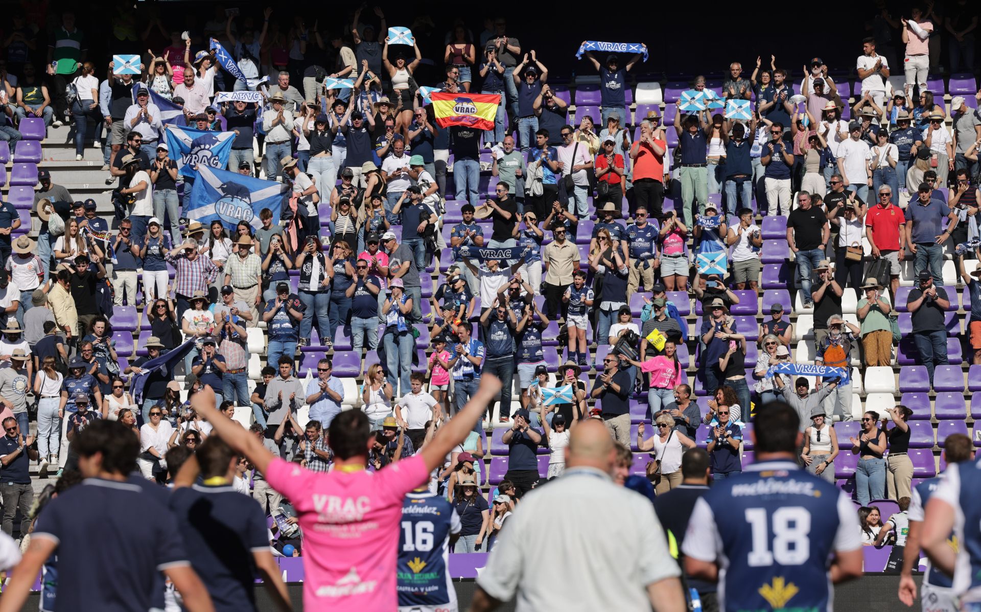 El VRAC celebra con su afición la Copa del Rey de rugby conquistada en Zorrilla