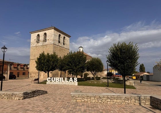 Plaza nueva e iglesia Nuestra Señora de la Asunción.