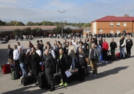 Recibimiento de los alumnos en el Centro de Formación de Tropa de Cáceres