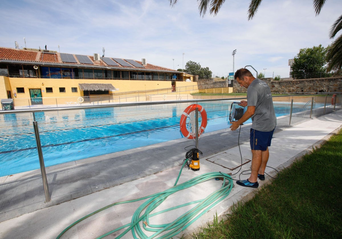 La Junta reforma las piscinas de la Ciudad Deportiva de Cáceres con una inversión de 380.000 euros