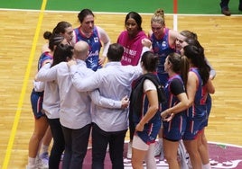 El Miralvalle se conjura sobre la pista tras una victoria.