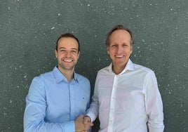 Eduardo Seara, socio gerente y fundador de SMX Logistics y Javier Romeu, CEO de TIBA.