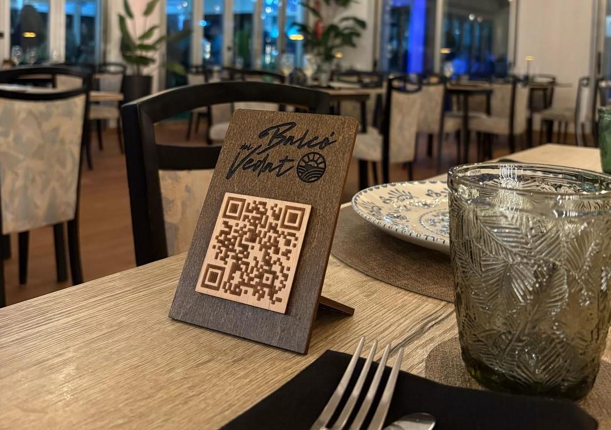 Imagen principal - Reabre un histórico restaurante de Torrent este mes de mayo