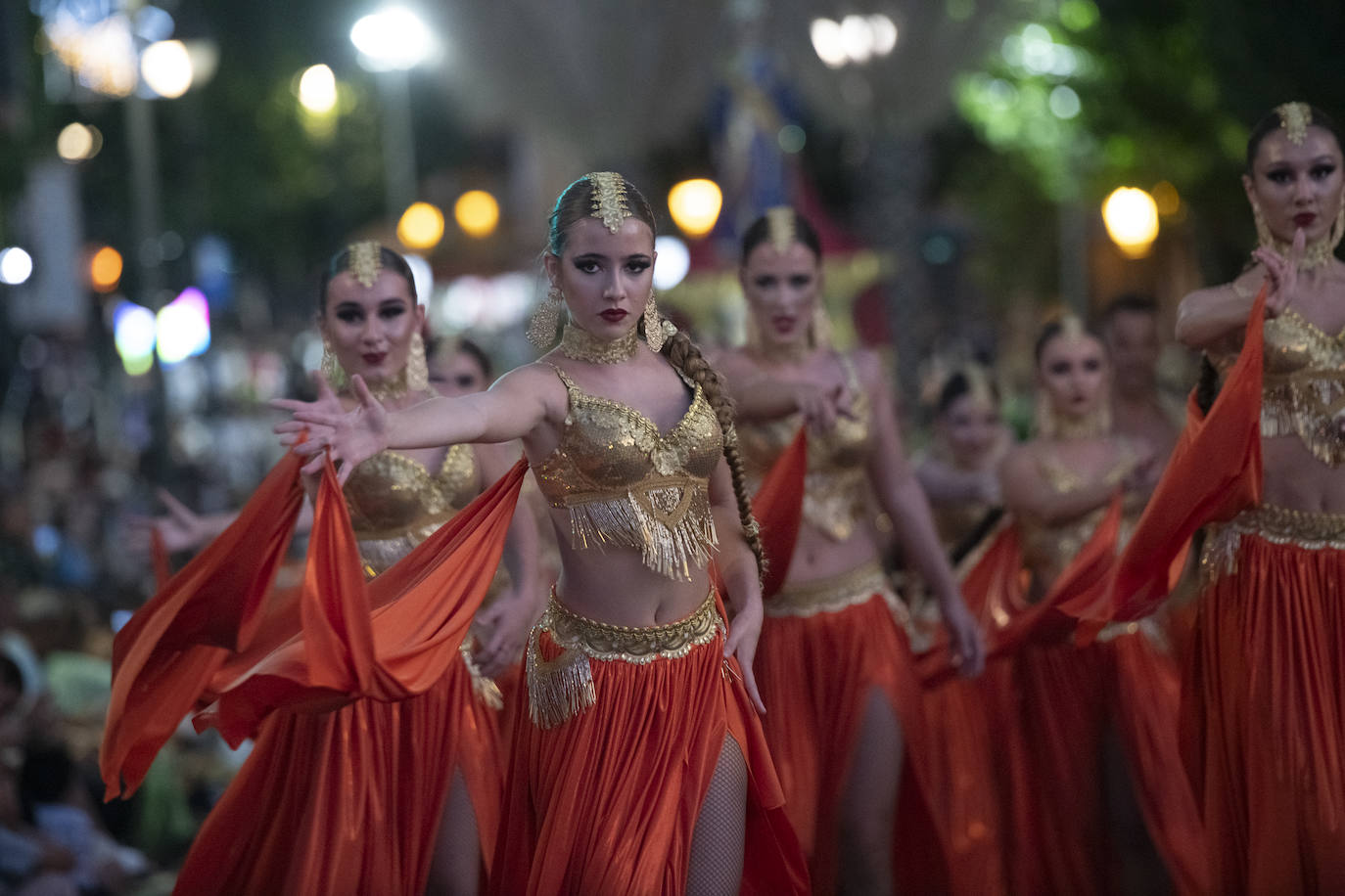 El gran desfile de Moros y Cristianos en Murcia, en imágenes