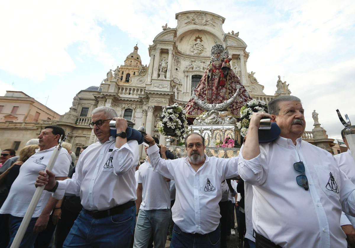En imágenes, el regreso de la Fuensanta a su santuario tras las Fiestas de Primavera