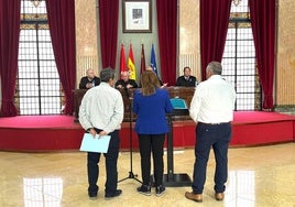 Un momento de la reunión celebrada este jueves por el Consejo de Hombres Buenos.