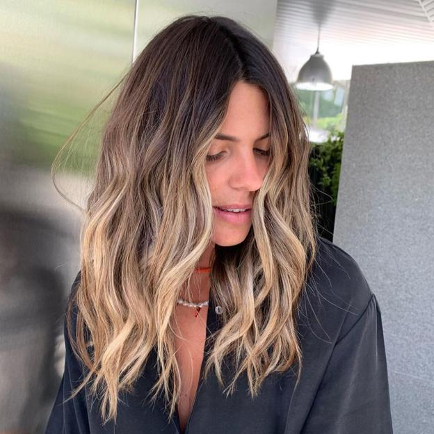 Los dos champús que arrasan entre las influencers porque dejan una melena suave, luminosa y sin encrespamiento