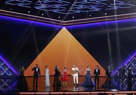 Número musical con el que comenzó la gala