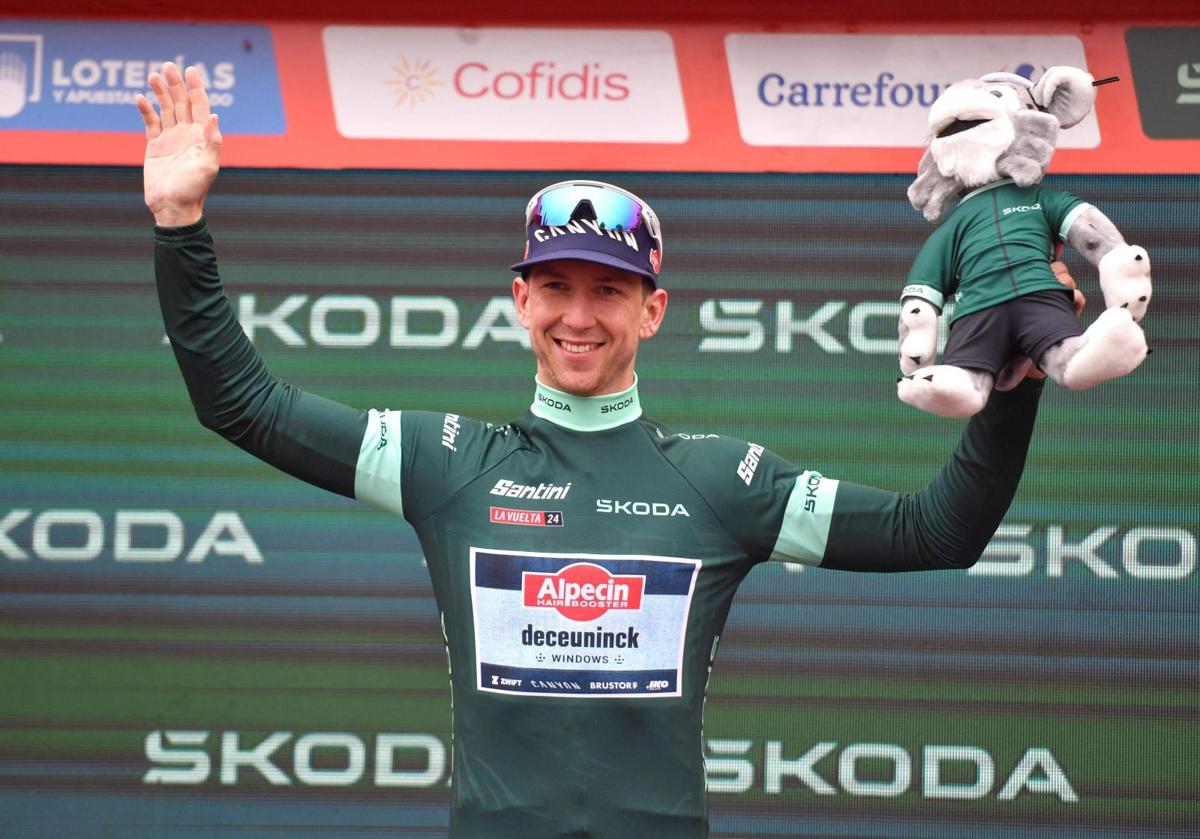 Kaden Groves celebra su victoria en Santander.