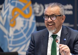 El director general de la OMS, Tedros Adhanom Ghebreyesus, tras el acuerdo.
