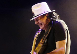 El guitarrista y compositor mexicano Carlos Santana