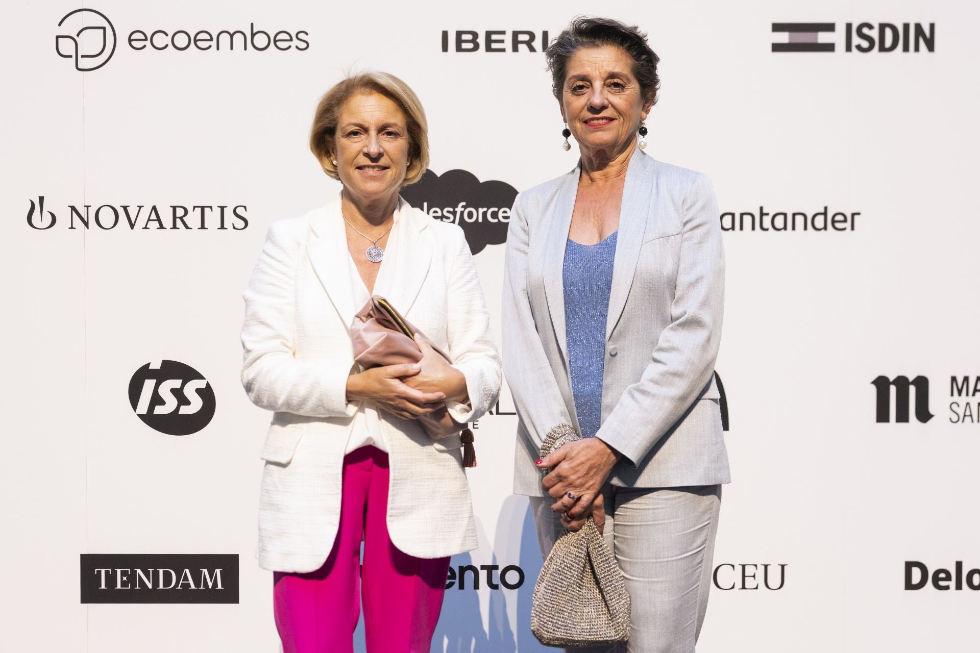 Rosa Visiedo, rectora de la Universidad CEU San Pablo y Carmen García de Elías, gerente