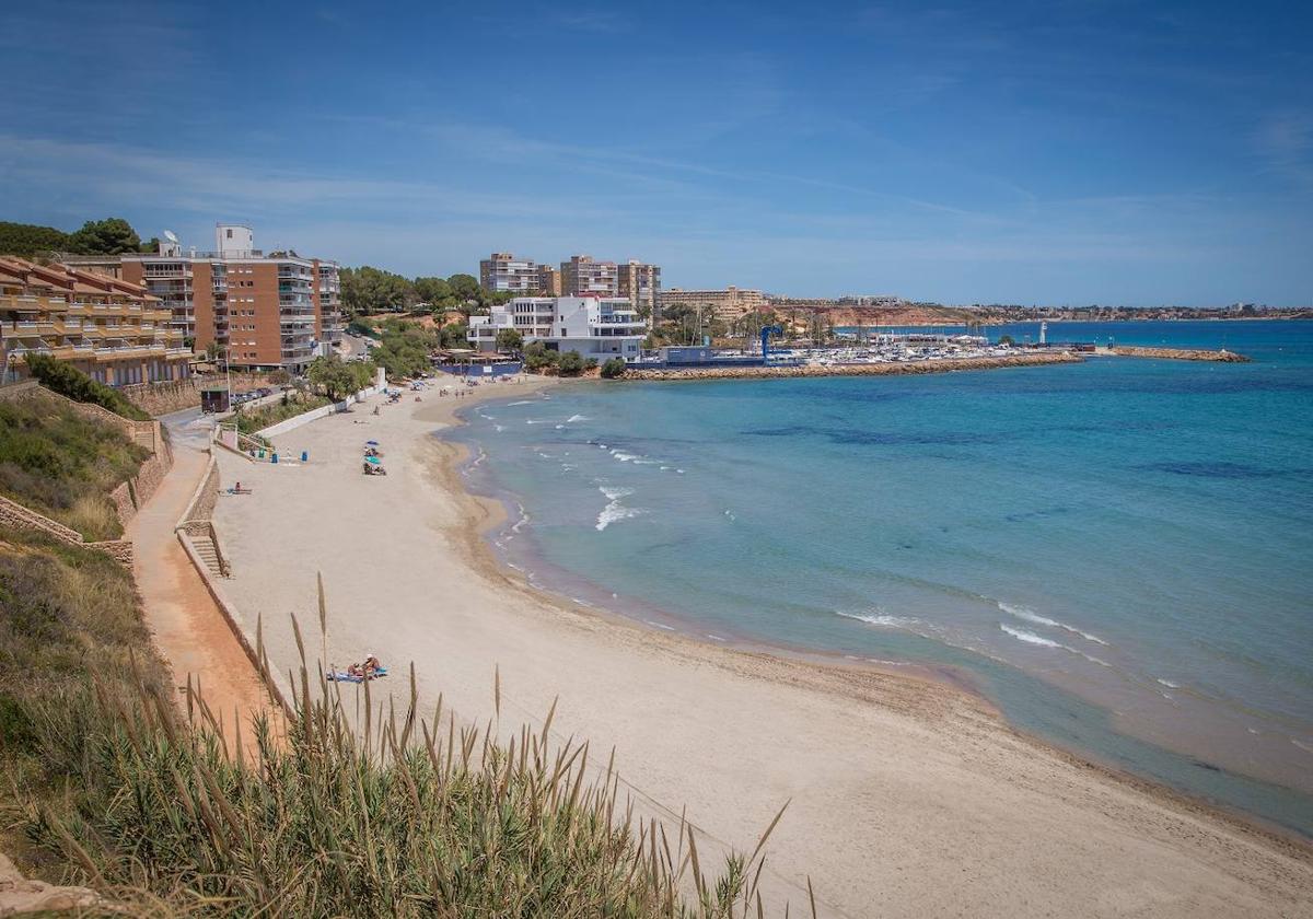 Cómo están las playas de Orihuela, Guardamar y Pilar de la Horadada: oleaje y temperatura del agua