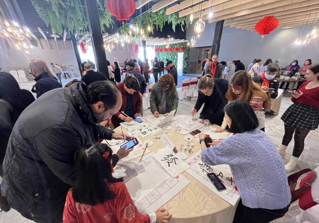 Talleres de caligrafía china.